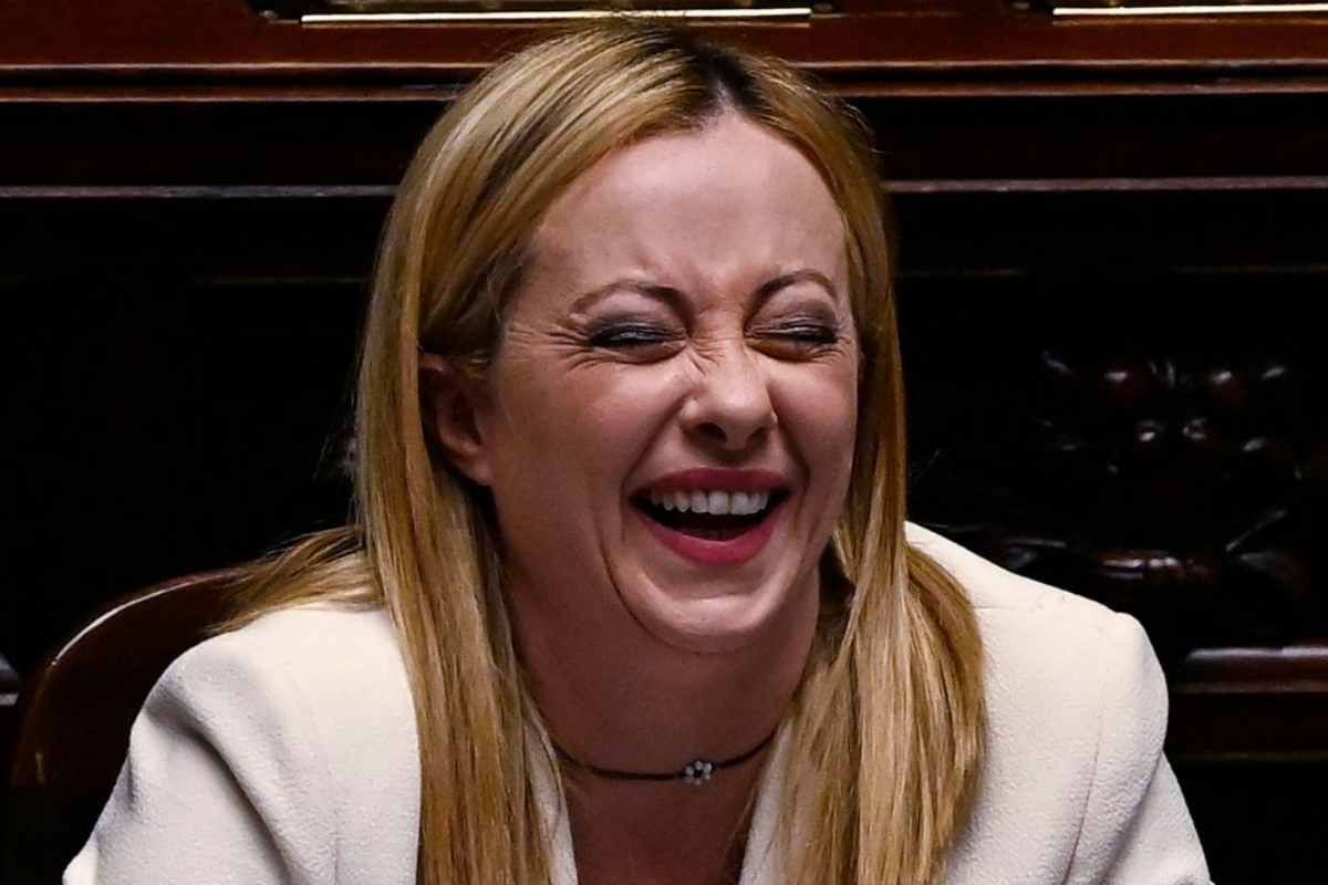Giorgia Meloni ride