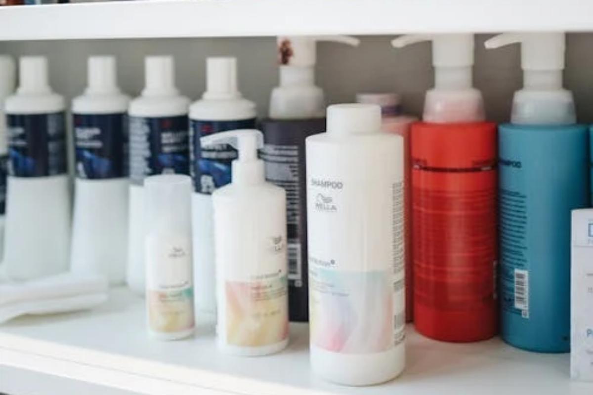 Bottiglie di shampoo