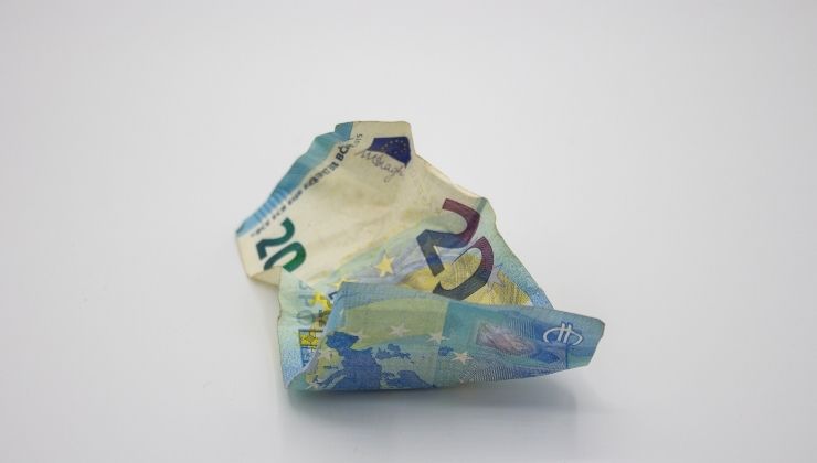 banconota danneggiata